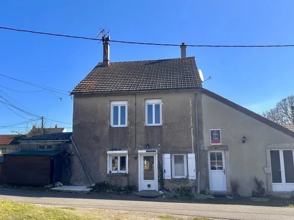 Maison dans le secteur de La Roche-en-Brenil