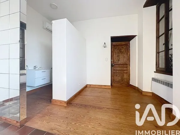 Maison avec appartements 2 pièces 250 m²
