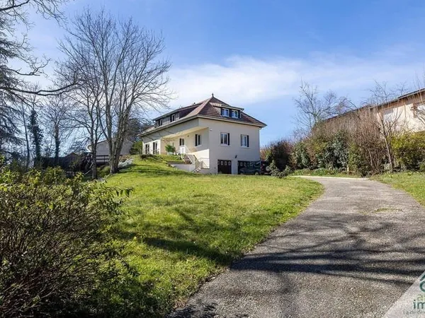 Maison 7 pièces 166 m²