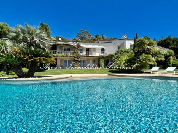 location saisonnière villa 7 Pièce(s)