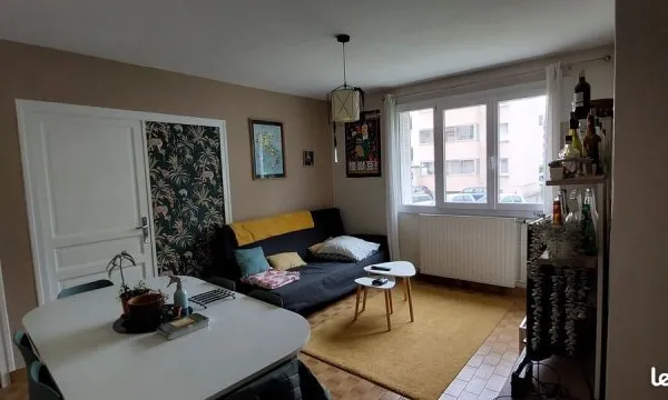 Chambre dans appartement partagé de 61m² tout équipé