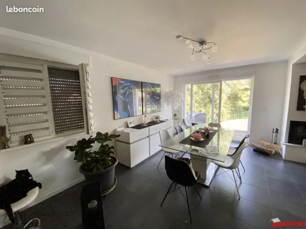 Maison 6 pièces 138 m²