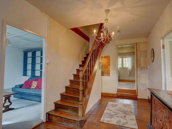 Maison 6 pièces 202 m²