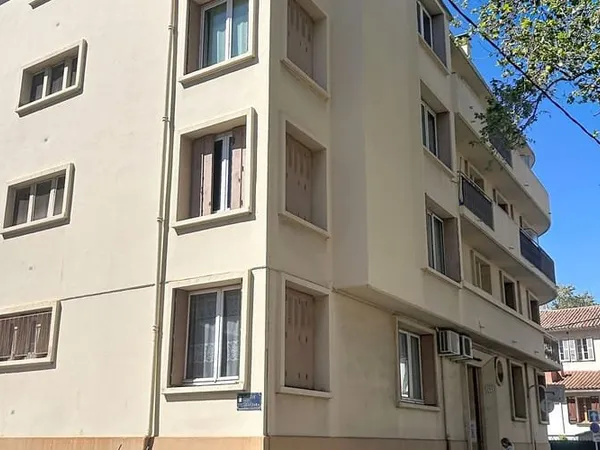Studio 1 pièce 22 m²