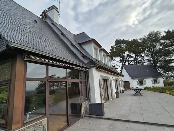 Maison 6 pièces 205 m²
