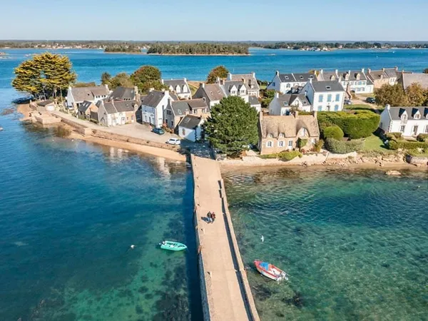 5 minutes de la Mer, Maison contemporaine 2022.