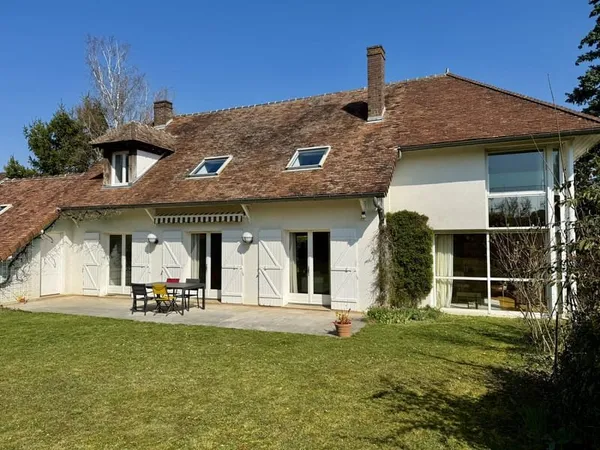 PONT-SAINTE-MARIE - Maison familiale d'exception sur la comm
