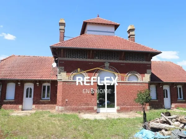 Maison 146m2 avec dépendances et jardin