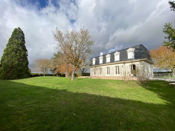 Maison Pigny 9 pièce(s) 185 m2