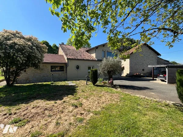 Maison 5 pièces 145 m²