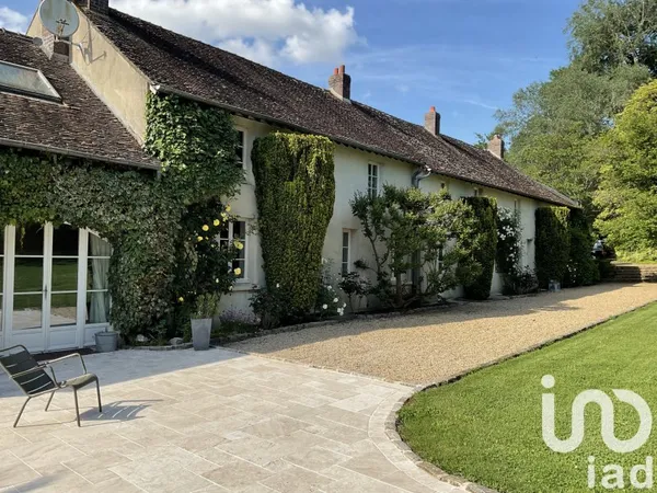 Maison 13 pièces 387 m²