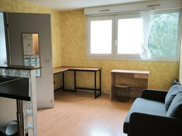 Loue T1 bis meublé