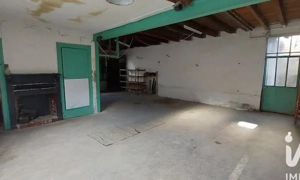 Stationnement Vente Évaux-les-Bains   29000€