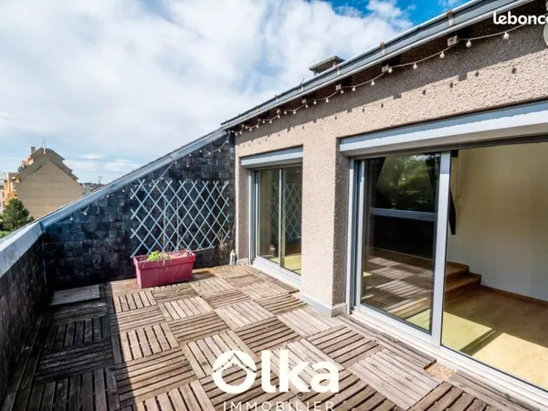 Duplex dernier étage avec terrasse plein Sud - 3 chambres - Ascenseur