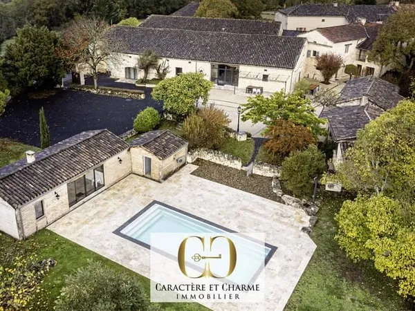Proche Cahors: Mas Occitan restauré avec 2 gîtes - Prestige