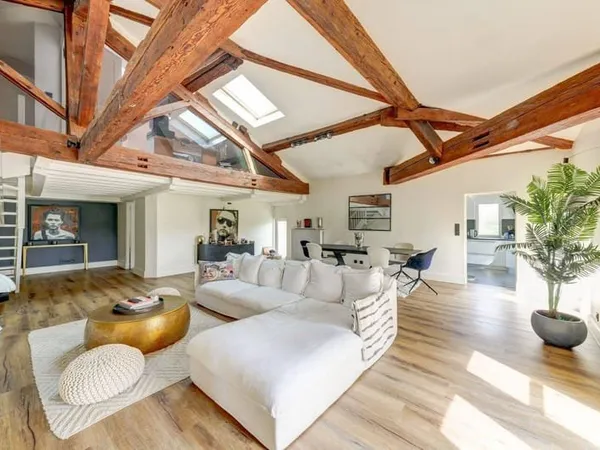 Appartement 5 pièces 144 m²