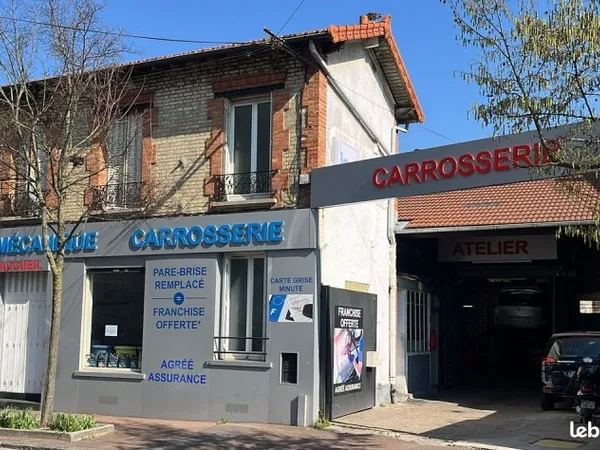 GARAGE MECANIQUE EN CENTRE VILLE A VENDRE (FAIBLE LOYER 690e HT) AVEC AVEC MAISON 3 PIECES