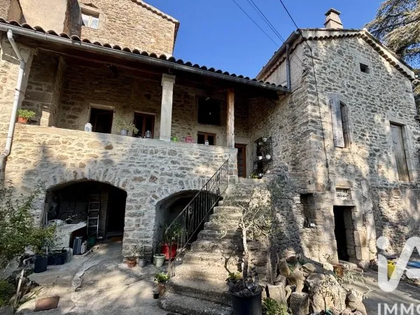 Vente Maison/villa 8 pièces