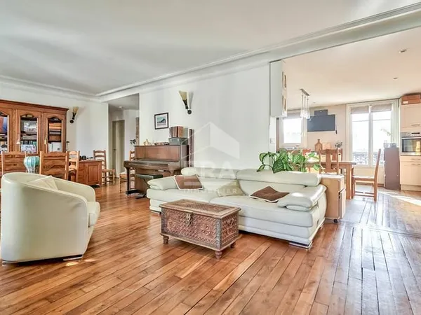 Appartement Issy Les Moulineaux 6 pièce(s) 130 m2 Dernier etage