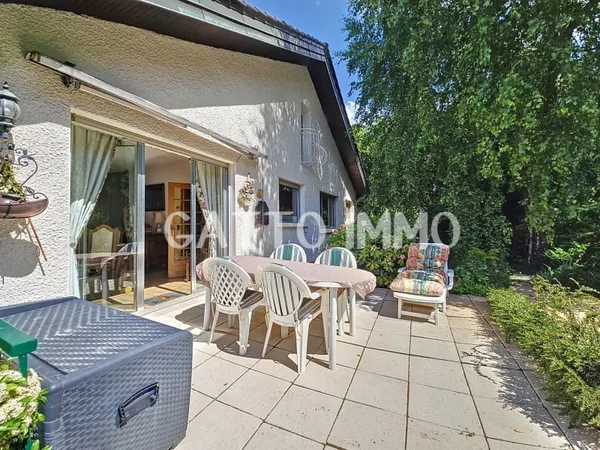 Maison 8 pièces 200 m²