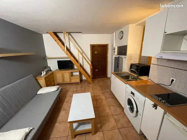 T2 duplex meublé