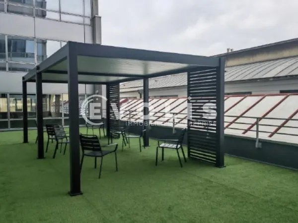 Bureaux - A VENDRE - 1 727 m² divisibles à partir de 570 m²