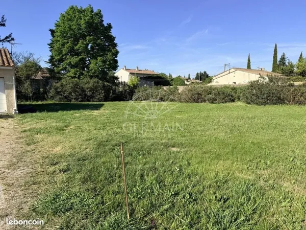 Terrain 654 m² L'Isle-sur-la-Sorgue