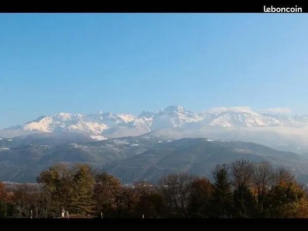 Belle coloc calme vue sur montagne
