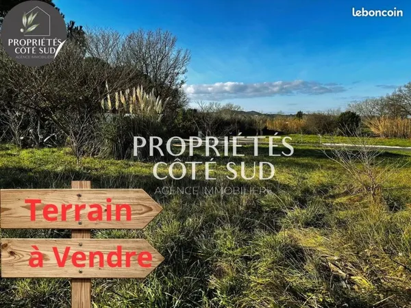 Terrain 613 m² Saint-Geniès-de-Comolas
