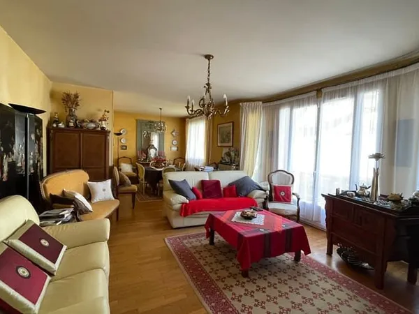 Maison 6 pièces 126 m²