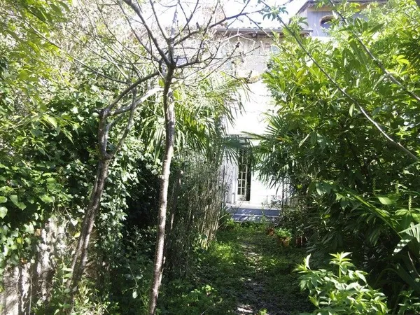 Maison à vendre 5 pièces LOMBEZ (32)avec jardin exposition Sud