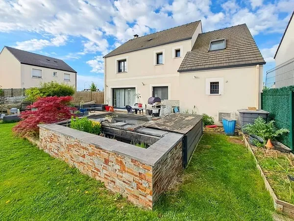 Maison 6 pièces 140 m²