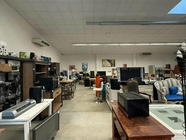 LOCAL COMMERCIAL 600 m² SARLAT-LA-CANÉDA