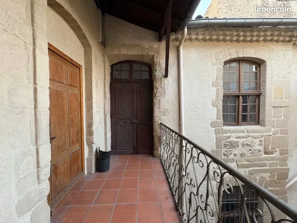 Appartement T4 duplex avec cave, centre ville historique, 26000 VALENCE