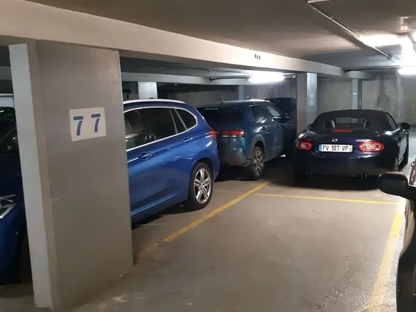 Emplacement de parking à louer