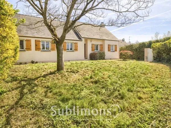 ? Maison de plain-pied 4 chambres - Terrain de 2 000 m² -