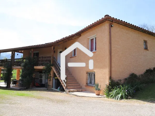 Maison Foix 7 pièce(s) 199 m2