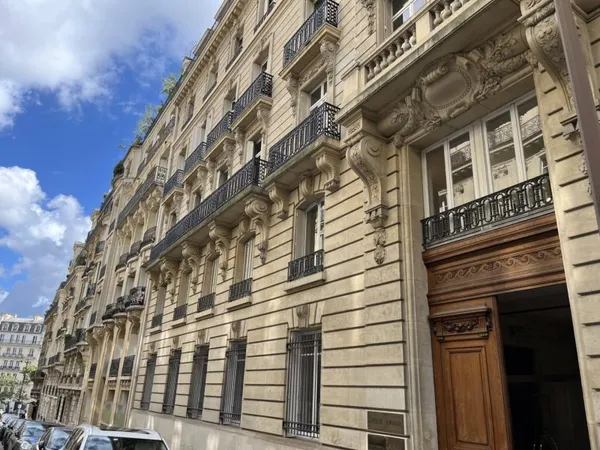 Bureaux 210 m²