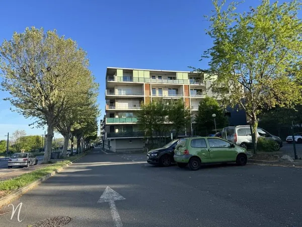 Parking 15 m²