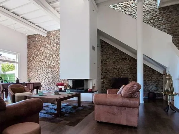 MAS authentique en pierre - Revisité en type LOFT - Piscine - Haut standing - 4 chambres ( 3 suites)