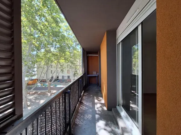 RESIDENCE ST CHAMAND, APPARTEMENT T4 AVEC BALCON
