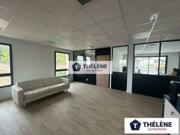 Local industriel 600 m²