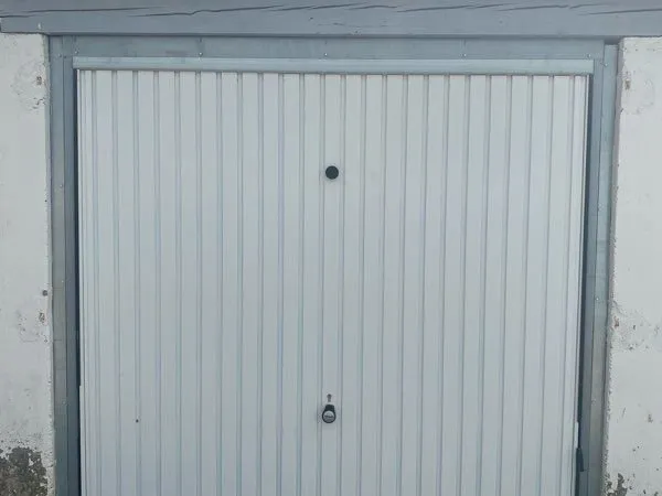 Garage box à louer