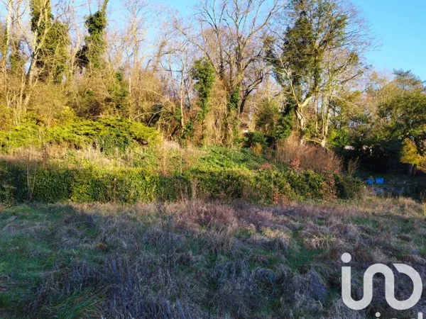 Terrain 1257 m²