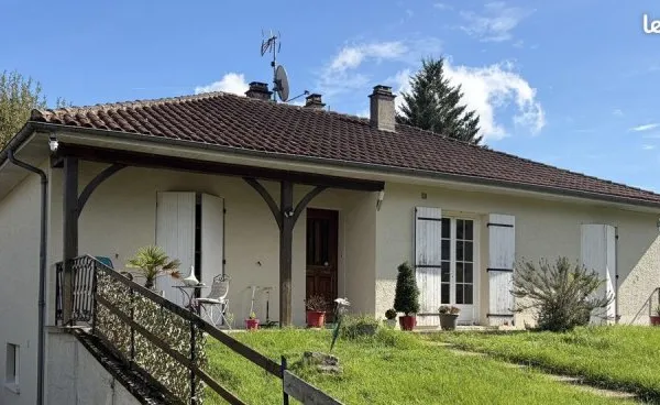Vente | Maison T5 | 5p | 4ch | 135 m² | Bassillac et Auberoche | Expo Sud-Est | Terrasse · Balcon · 
