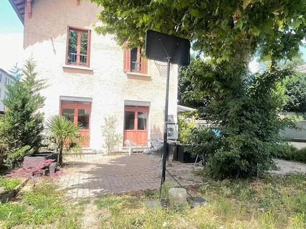 Maison 6 pièces 130 m²