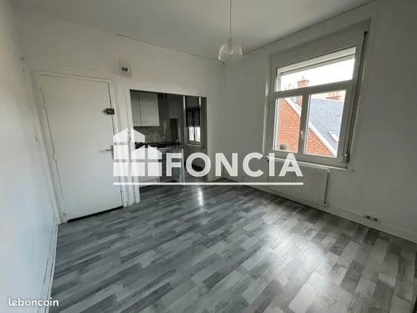 Studio 1 pièce 16 m²