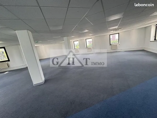 Bureaux 400 m²