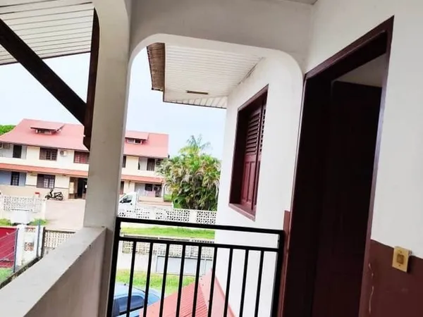 À louer : Appartement T3 à Cayenne avec balcon et parking collectif