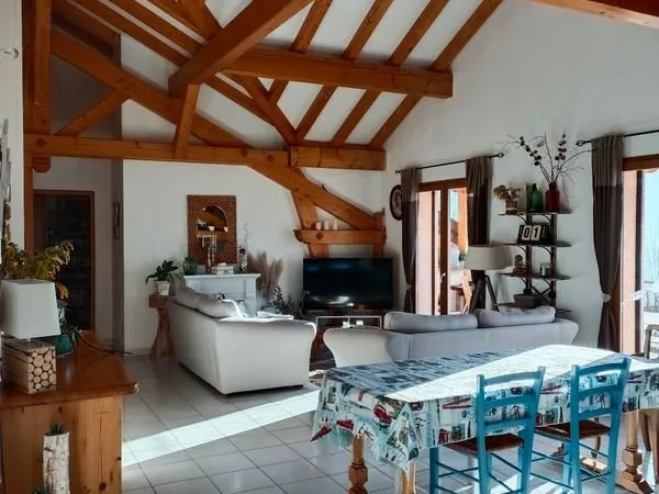 Appartement Location Mercury 5p 108m² 1170€
